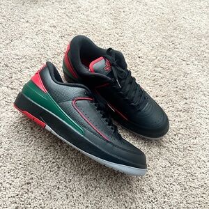 Air Jordan Retro 2 Low Gucci